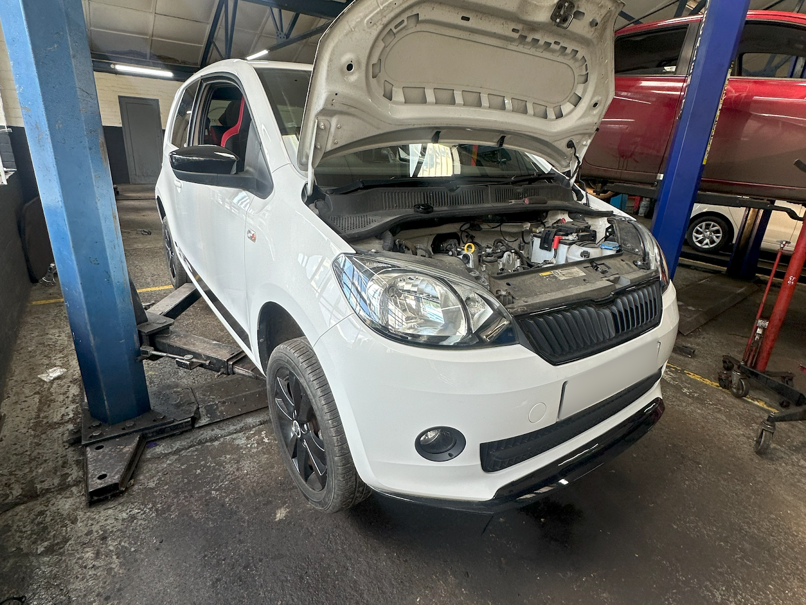 15 Ways to Help Your Car Pass Its MOT Test